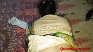 Old desi Aunty is used to having sex with young guys everyday homemade Indian desi sex video